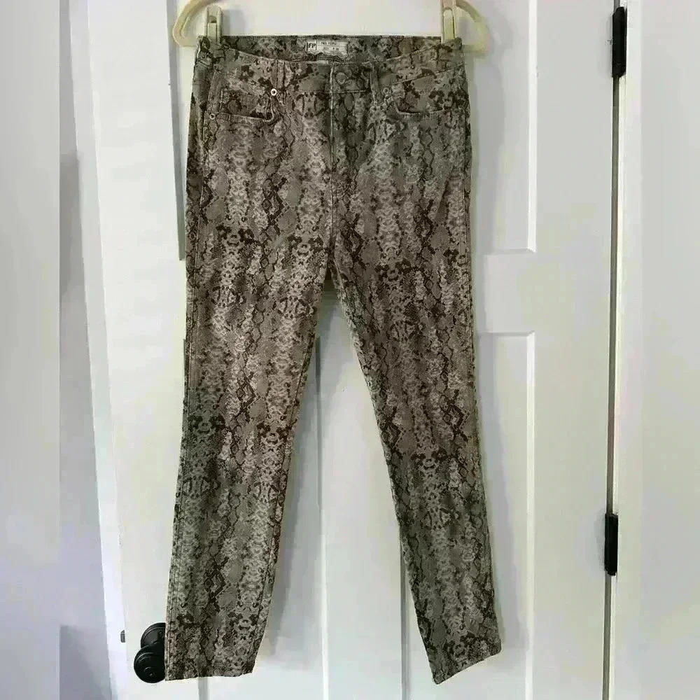 Free People Camo Skinny‎ Pants Womens Size 28 Animal Snake Print Cropped